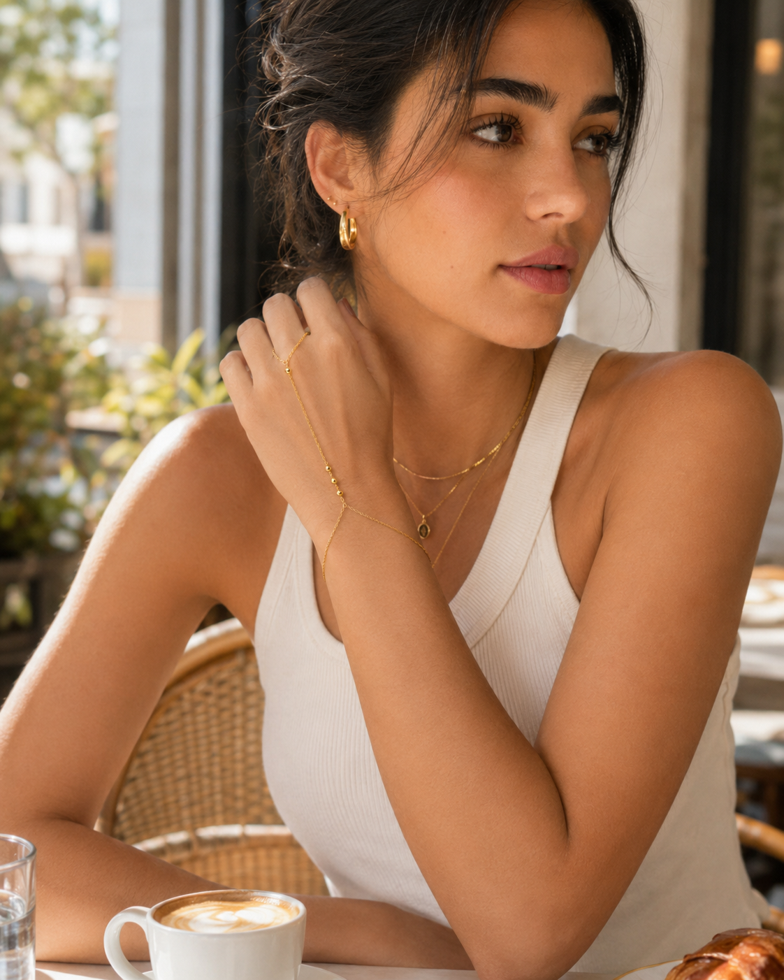 14K Gold Aria Hand Chain