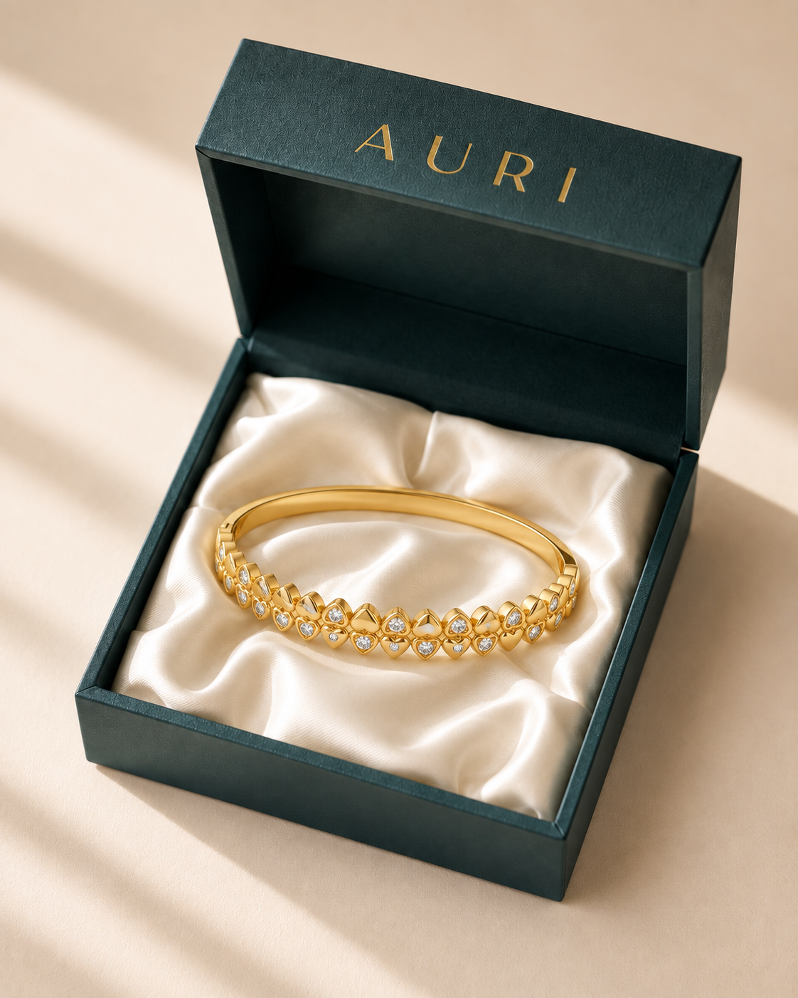14K Gold Mille Cuori Bangle